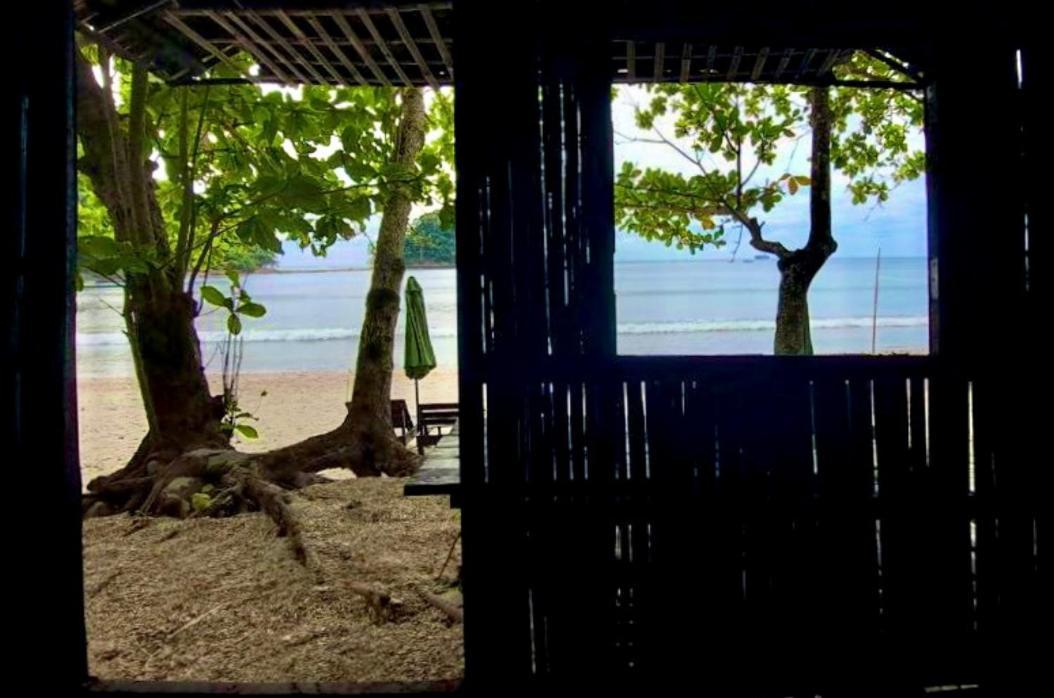 Playa La Caleta Bataan Hotell Morong  Exteriör bild